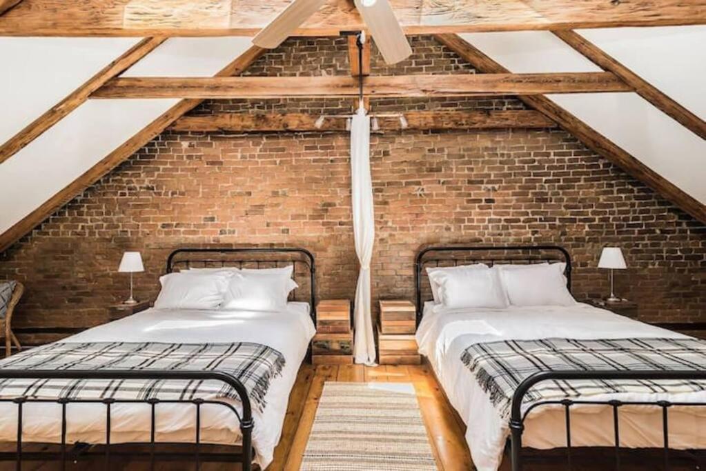 North House - Mtl Artist Loft - Champs Appartement Montréal Buitenkant foto